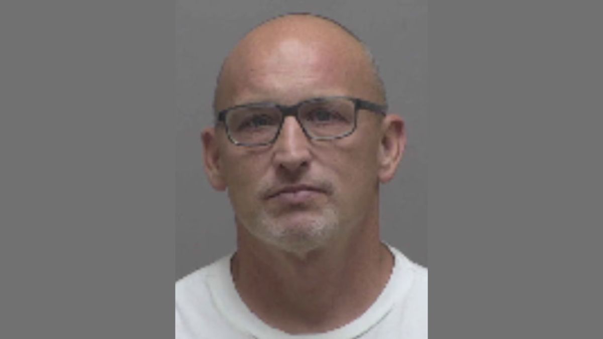 Lincoln County, NC: Charity President Gets Up to 7 Years for Gambling Away $400K in Donations