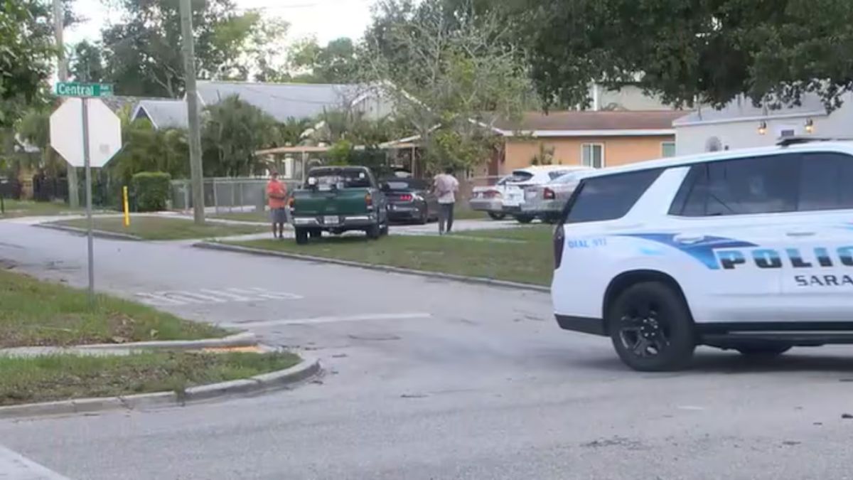 Sarasota, Florida: 17-Year-Old Manatee County Teen Charged With Murder In Fatal Shooting